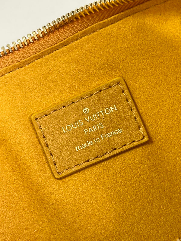 Fan Fashion Lu-Vi Bags - 16750