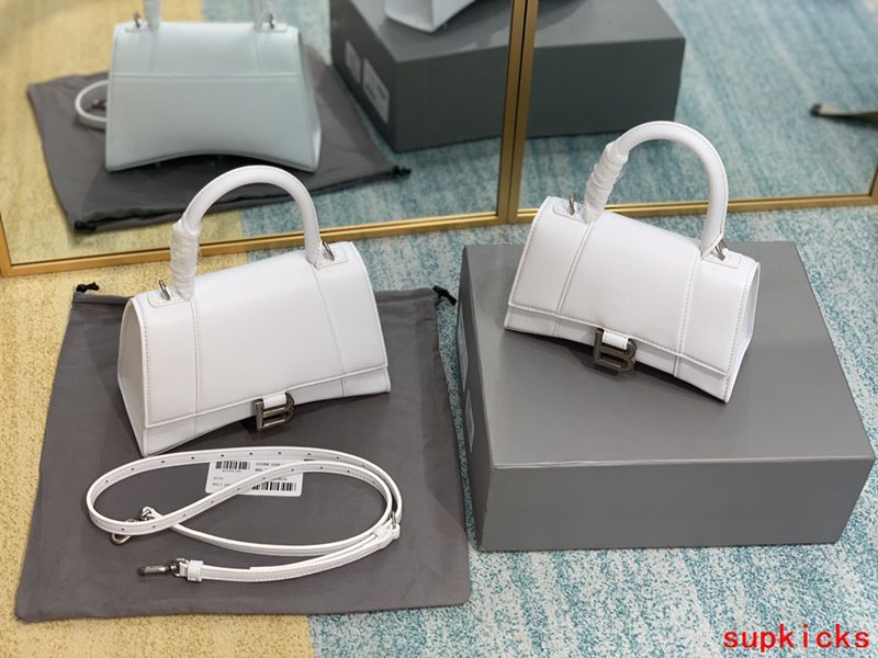 Amelia- BG Hourglass Bags - 168