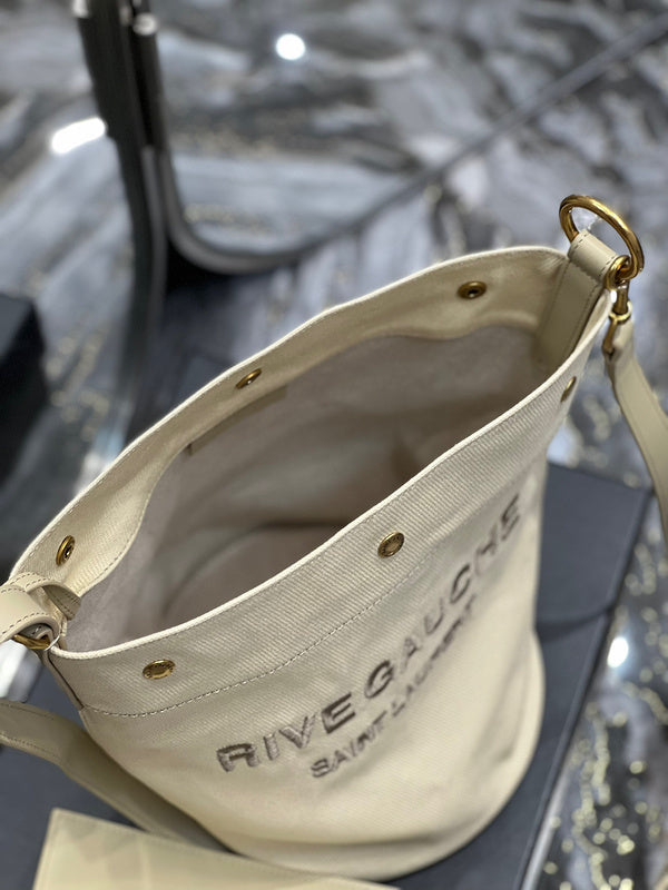 Amelia - YSL Bag - 4213