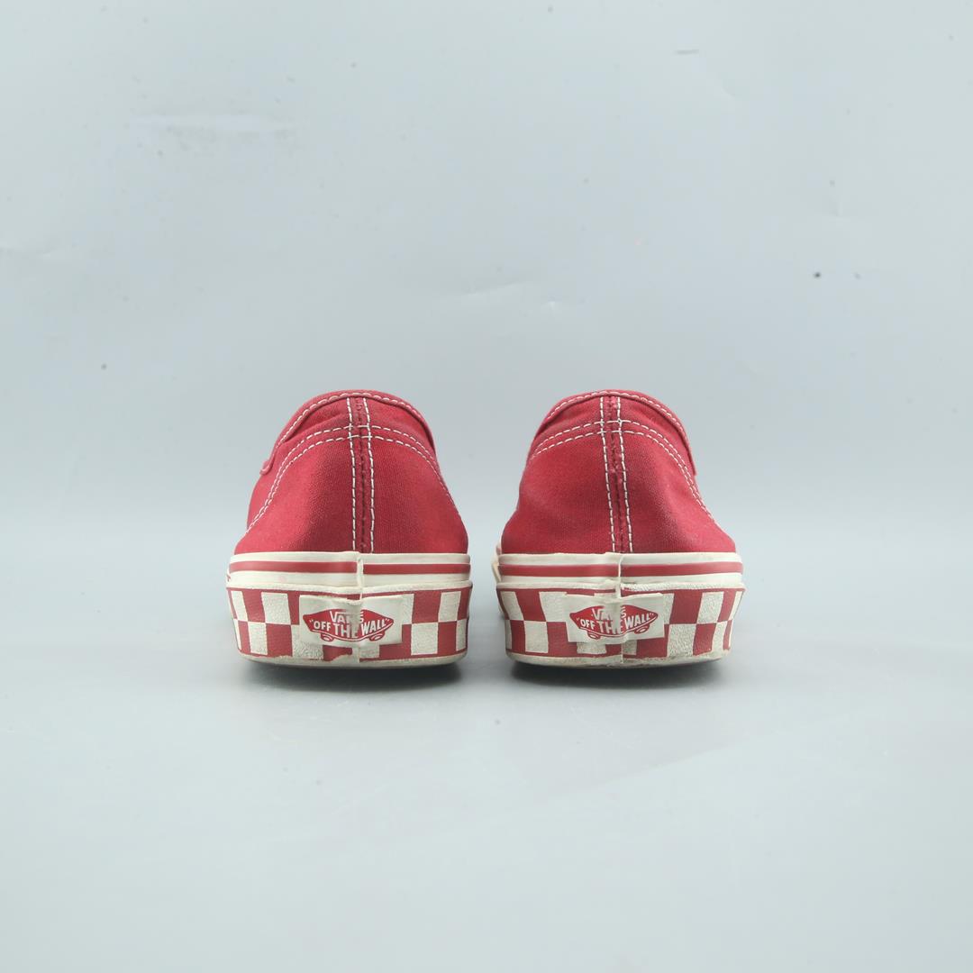 VANS AUTHENTIC