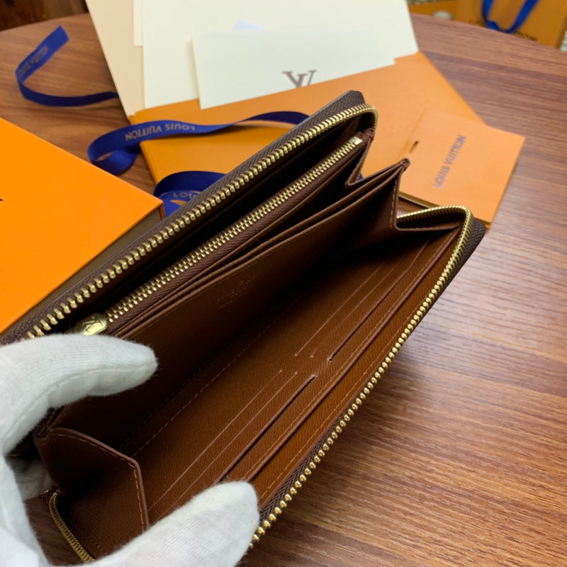 Amelia- LOV  Luxury  Wallets - 557