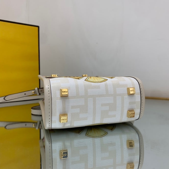 Amelia's Bag Gallery - VAR Bags - 200