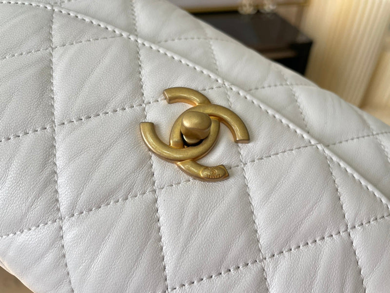 Wellow Bags - Chanel - Bags  - 747