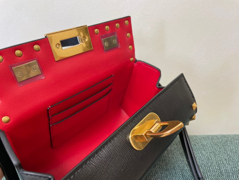 VAL LUXURY BAGS - FOR FASHION LOVERS  AFFORDABLE LUXURY BAGS- 1335