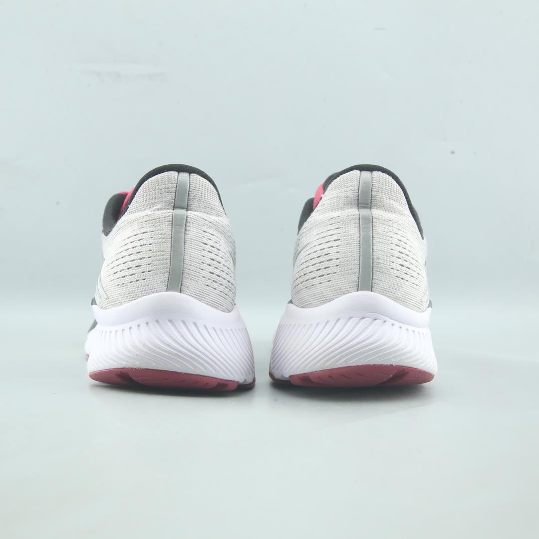 SAUCONY GUIDE 14