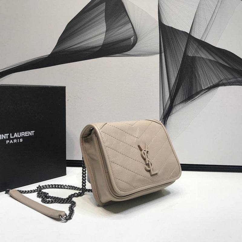 Amelia - YSL Bag - 2891