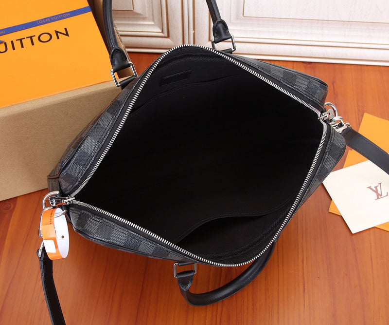Fan Fashion Lu-Vi bags - 17693