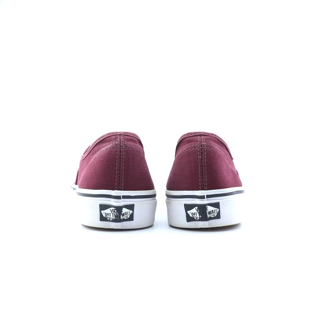 VANS AUTHENTIC
