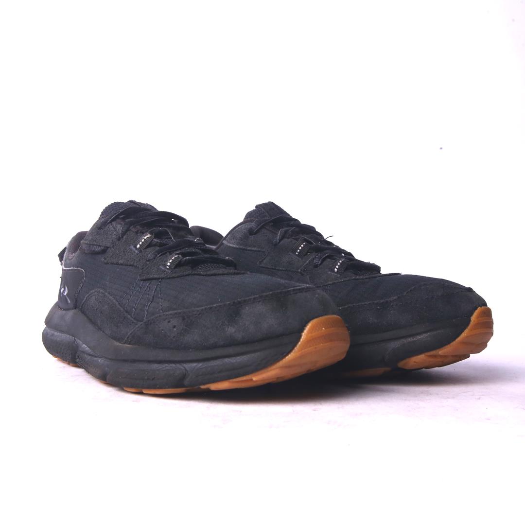 UNDER ARMOUR CHARGED VERSSERT 2