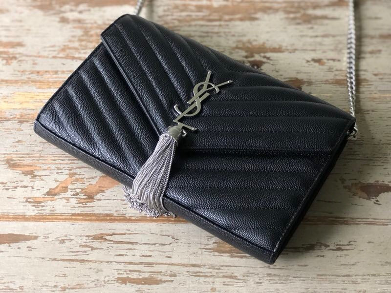 Amelia - YSL Bag - 2260