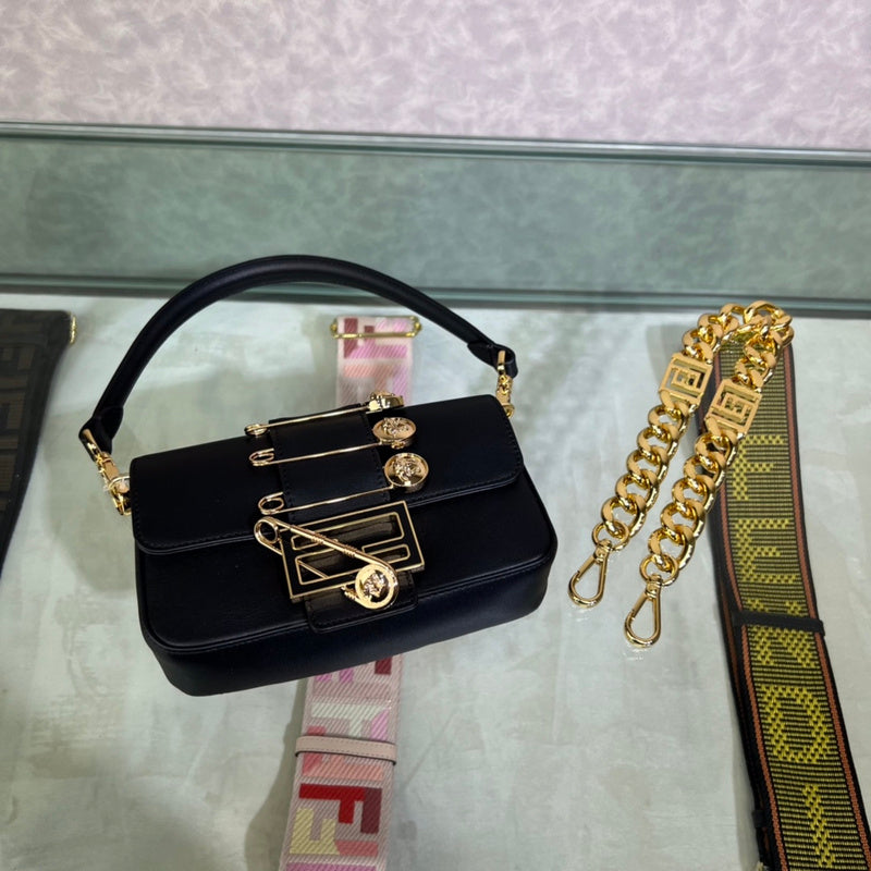 Amelia's Bag Gallery - VAR Bags - 199