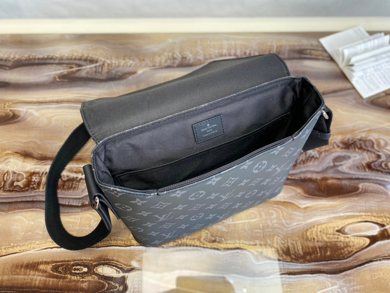 Fan Fashion Lu-Vi bags - 17440