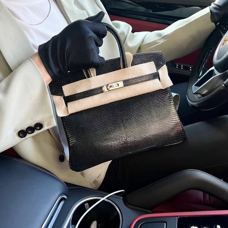Amelia - HMS Bags - 1594