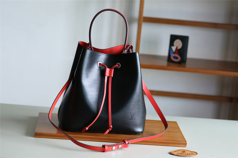 Fan Fashion Lu-Vi bags - 8567
