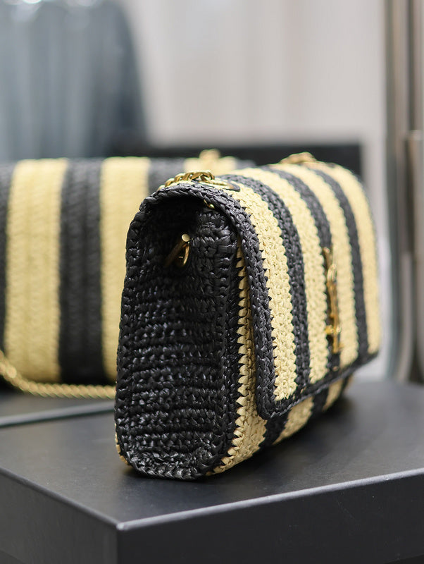 Amelia - YSL Bag - 1813