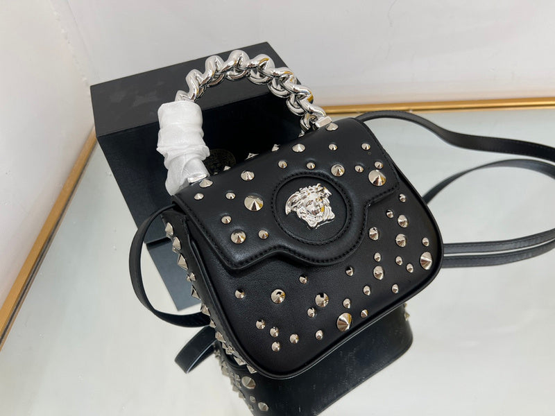 Amelia's Bag Gallery - VAR Bags - 003