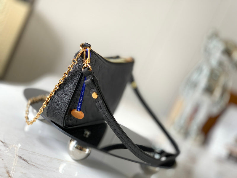 Amelia's Bag Gallery - LOV Bags - 1255