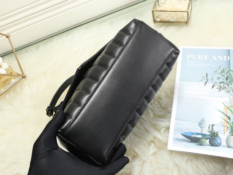 Amelia - YSL Bag - 3536