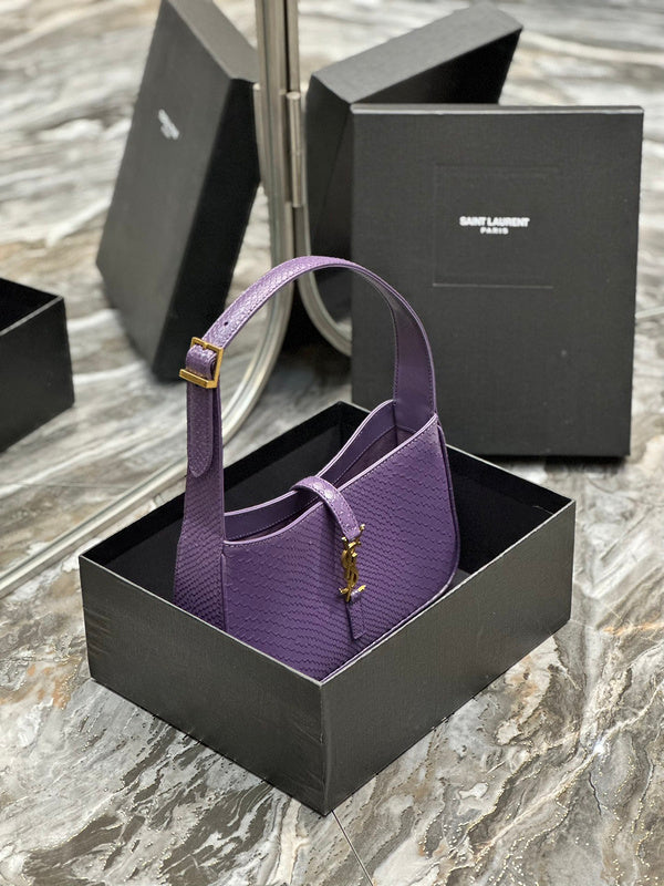 Amelia - YSL Bag - 2491