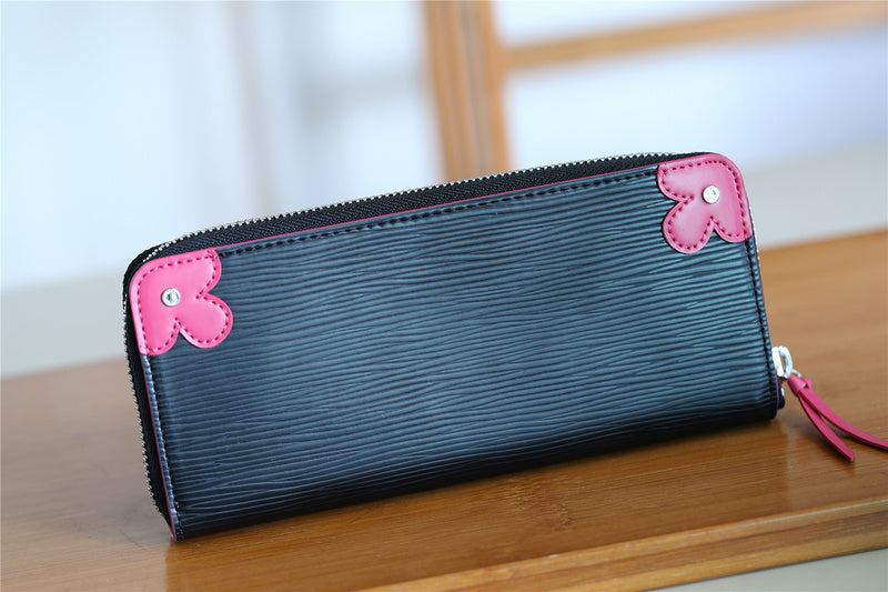 Fan Fashion Lu-Vi bags - 9405