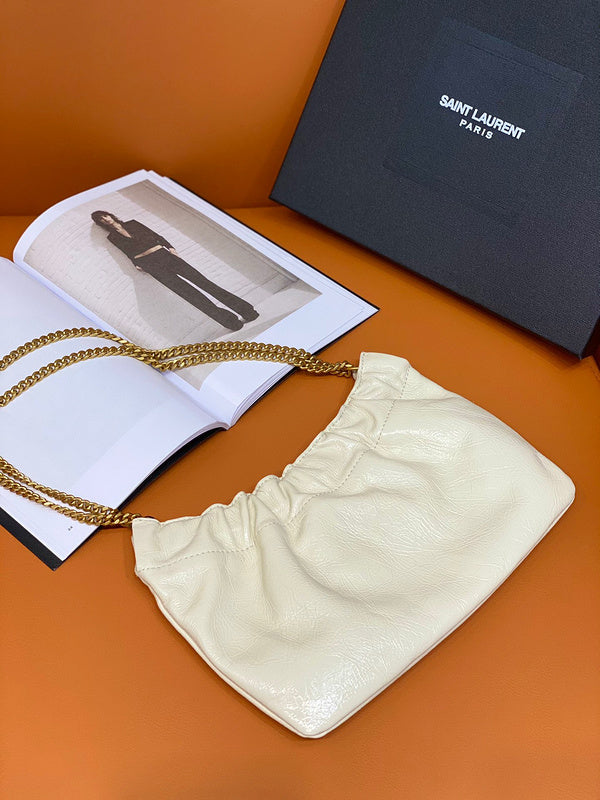 Amelia - YSL Bag - 2090