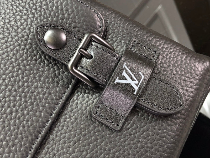 Fan Fashion Lu-Vi bags - 17388