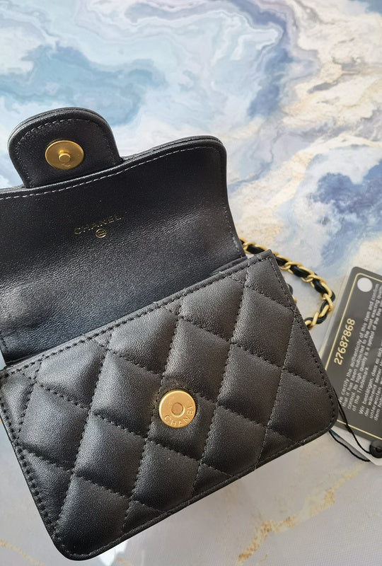Wellow Bags - Chanel - Bags  - 337