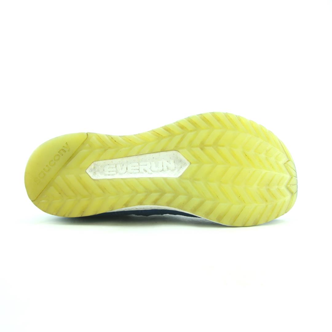 SAUCONY  FREEDOM RUNNER