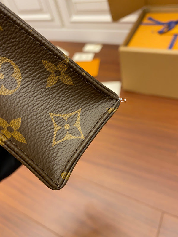 Fan Fashion Lu-Vi bags - 17298