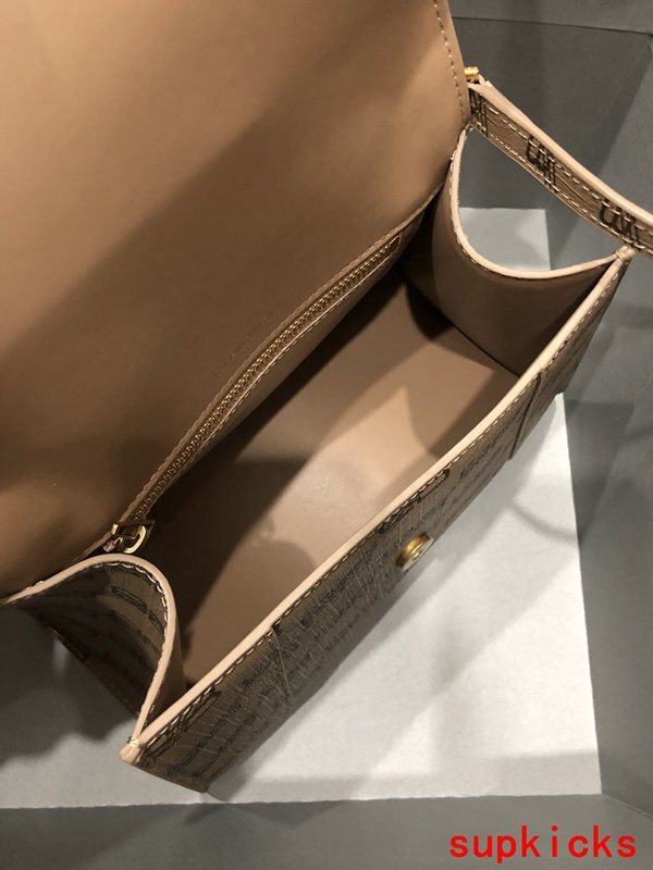 Amelia- BG Hourglass Bags - 084