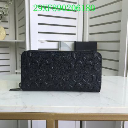 Amelia - CAH Wallet - 016