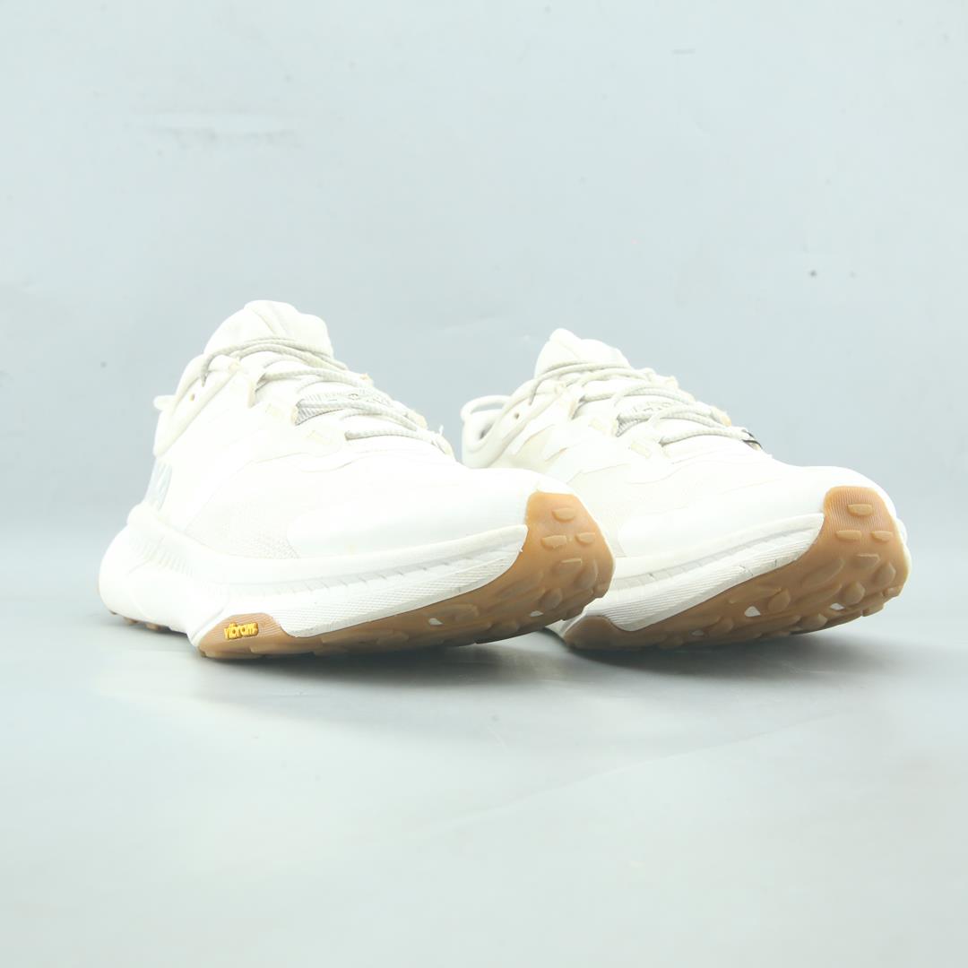 HOKA ONE ONE TRANSPORT