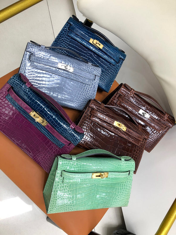 Amelia - HMS Bags - 1533