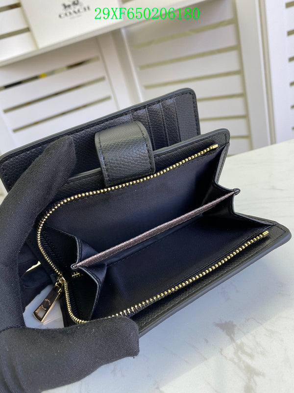 Amelia - CAH Wallet - 043