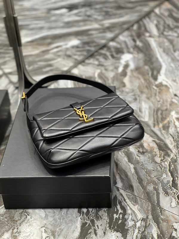Amelia - YSL Bag - 2476