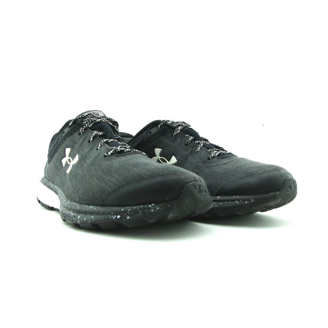 UNDER ARMOUR UA CHARGED ESCAPE 3