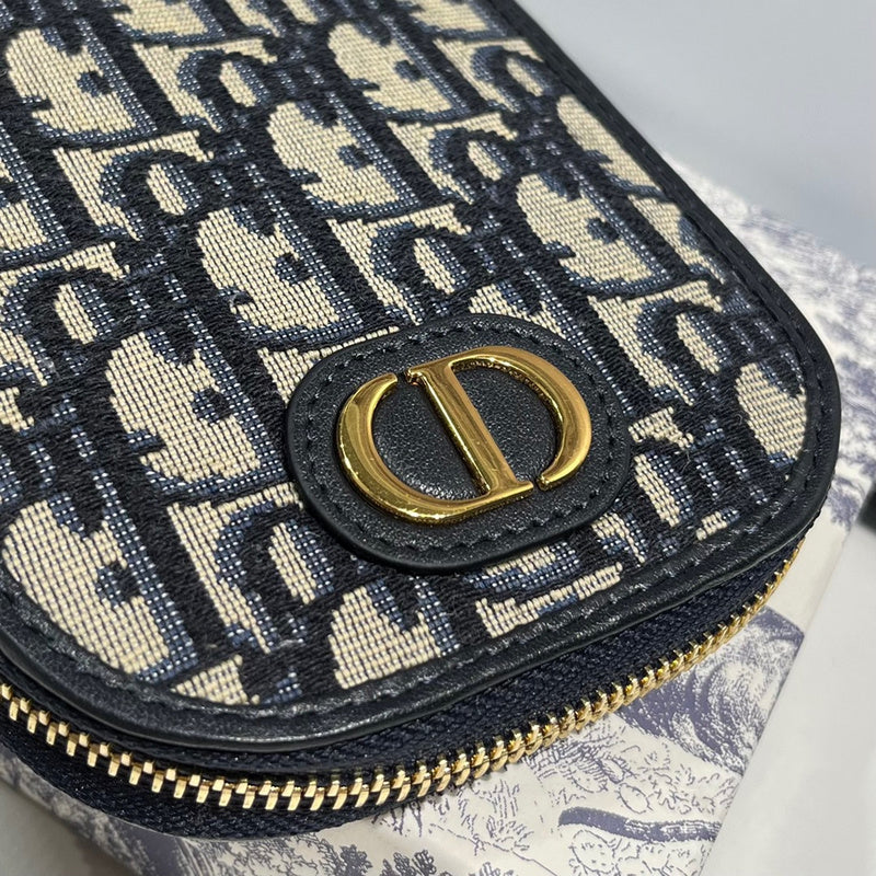 Amelia - DOR Wallets - 026
