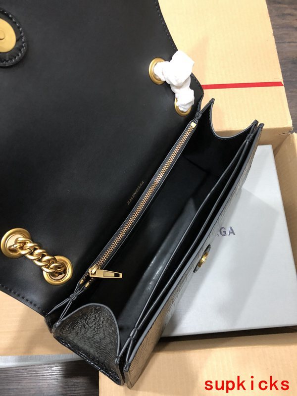 Amelia- BG Hourglass Bags - 044
