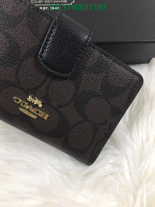 Amelia - CAH Wallet - 141