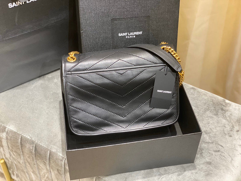 Amelia - YSL Bag - 4044