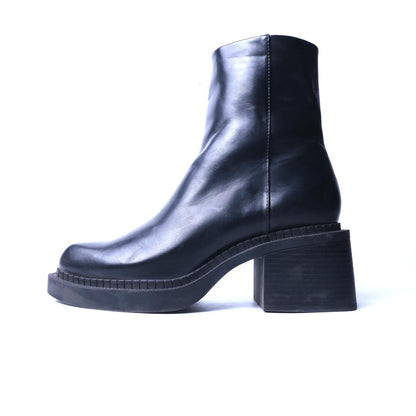 ZARA. .
