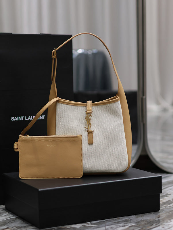 Amelia - YSL Bag - 1854