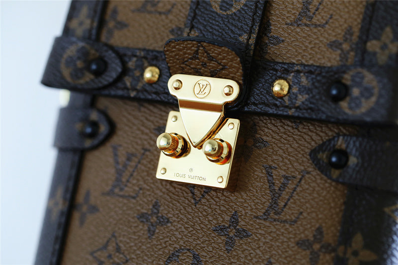 Fan Fashion Lu-Vi bags - 9087