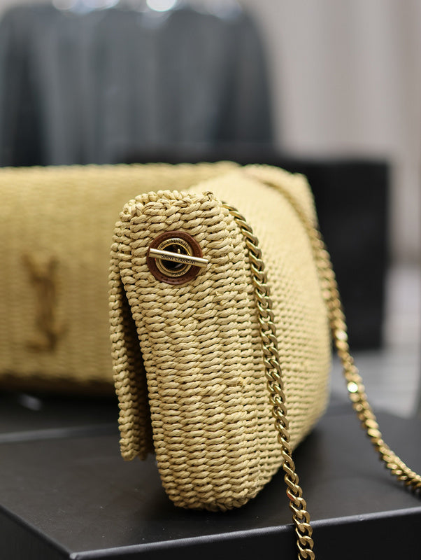 Amelia - YSL Bag - 1828