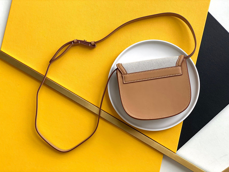 Amelia - YSL Bag - 4152