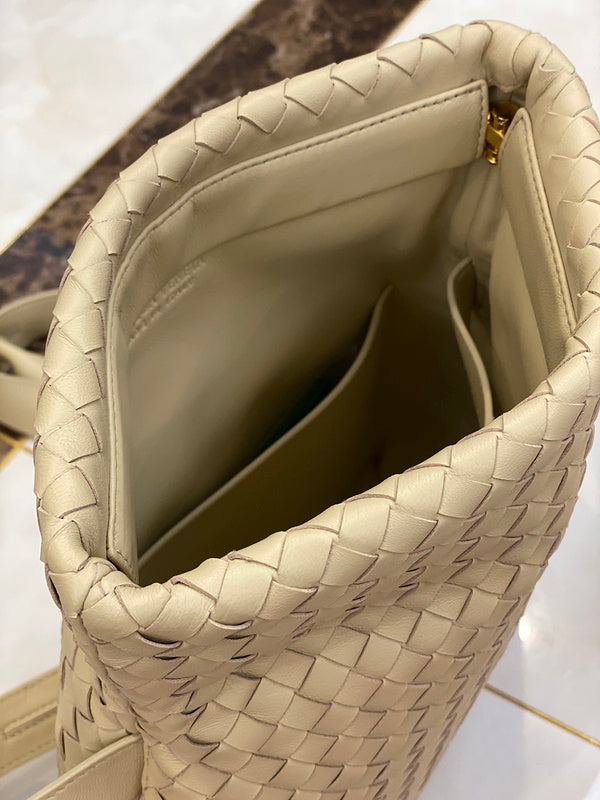 B-VENETA STYLISH HANBAGS FOR WOMEN - - 175