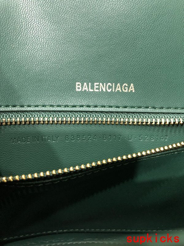 Amelia- BG Hourglass Bags - 100