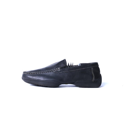 KENNETH COLE REACTION .