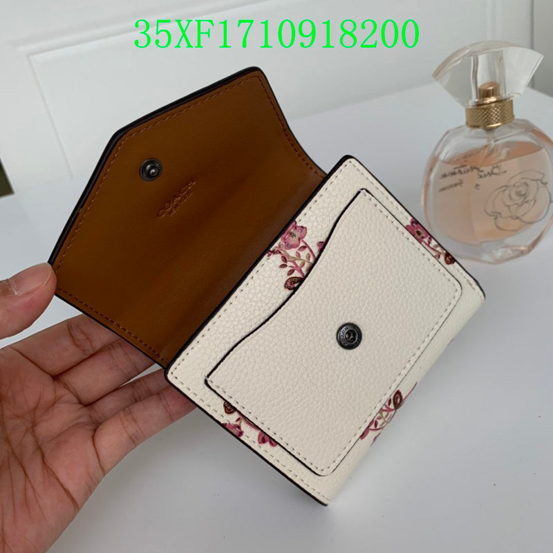 Amelia - CAH Wallet - 090