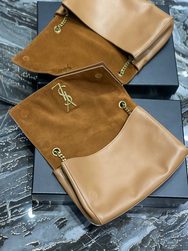 Amelia - YSL Bag - 4207